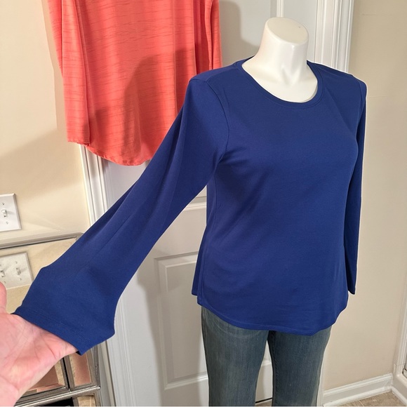 *Set of 2* Eddie Bauer long sleeve tops. Size XL long sleeve tops. - Picture 9 of 11